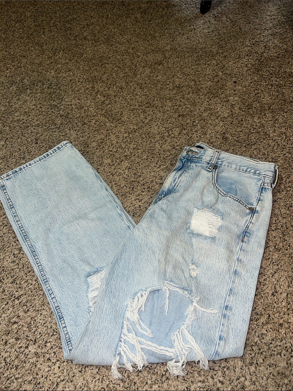Aeropostale Light Blue Distressed Women’s Relaxed Jeans
